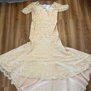 Hebeos Plus-Size Ivory Lace Court Train Corset Back Wedding Dress Sz 26W